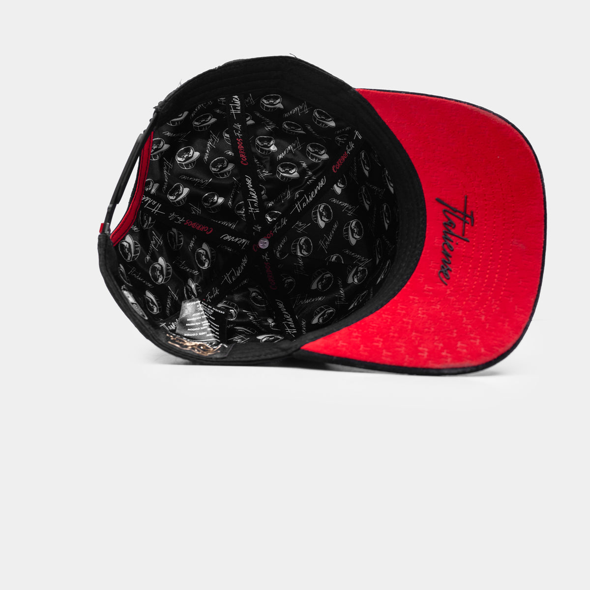 Corridos Tumbados Black Hat | Italiense